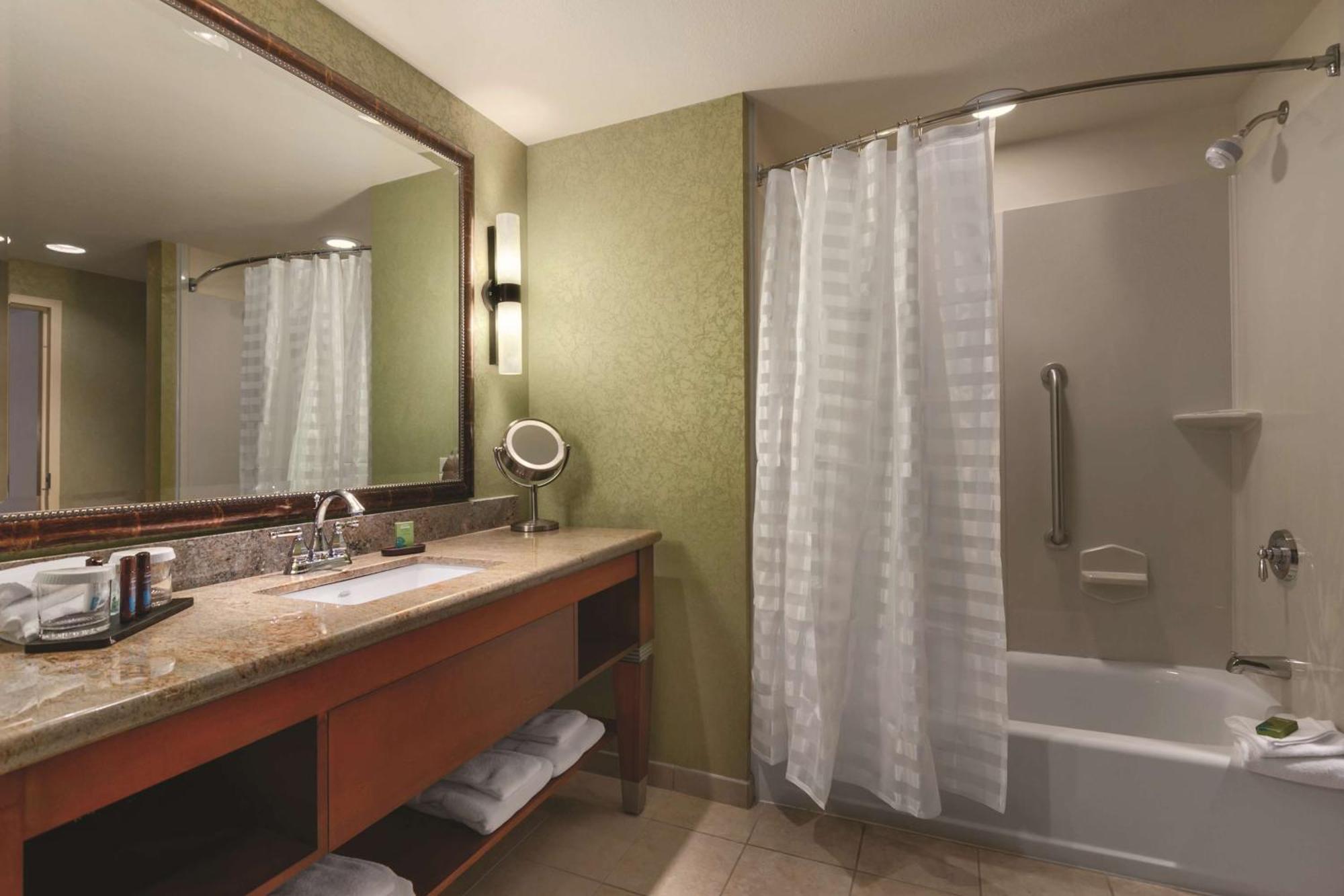 Embassy Suites Omaha- La Vista/ Hotel & Conference Center Exteriör bild