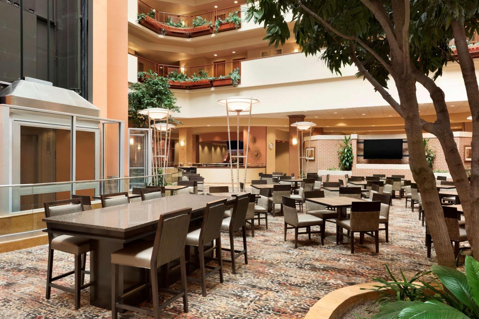 Embassy Suites Omaha- La Vista/ Hotel & Conference Center Exteriör bild